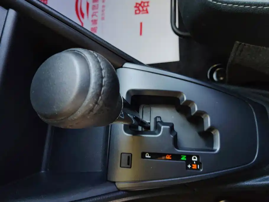 Toyota Yaris L — миниатюра 16