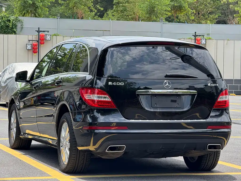 Mercedes-Benz R 2017 R 320 4MATIC