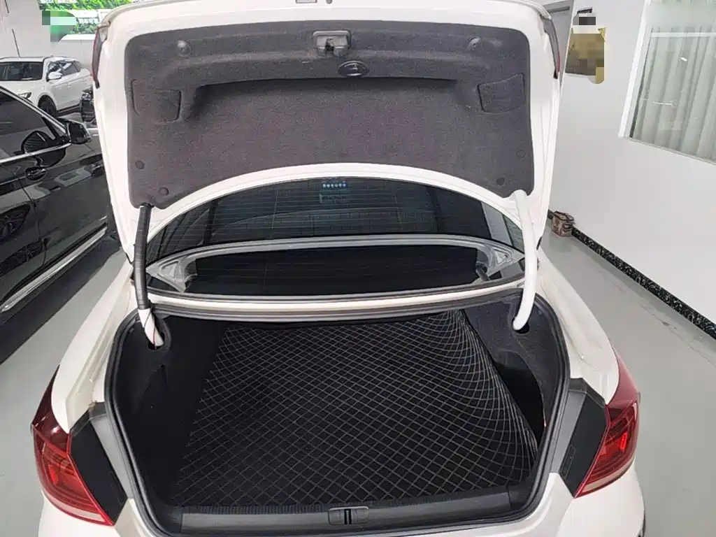 Volkswagen CC — миниатюра 19