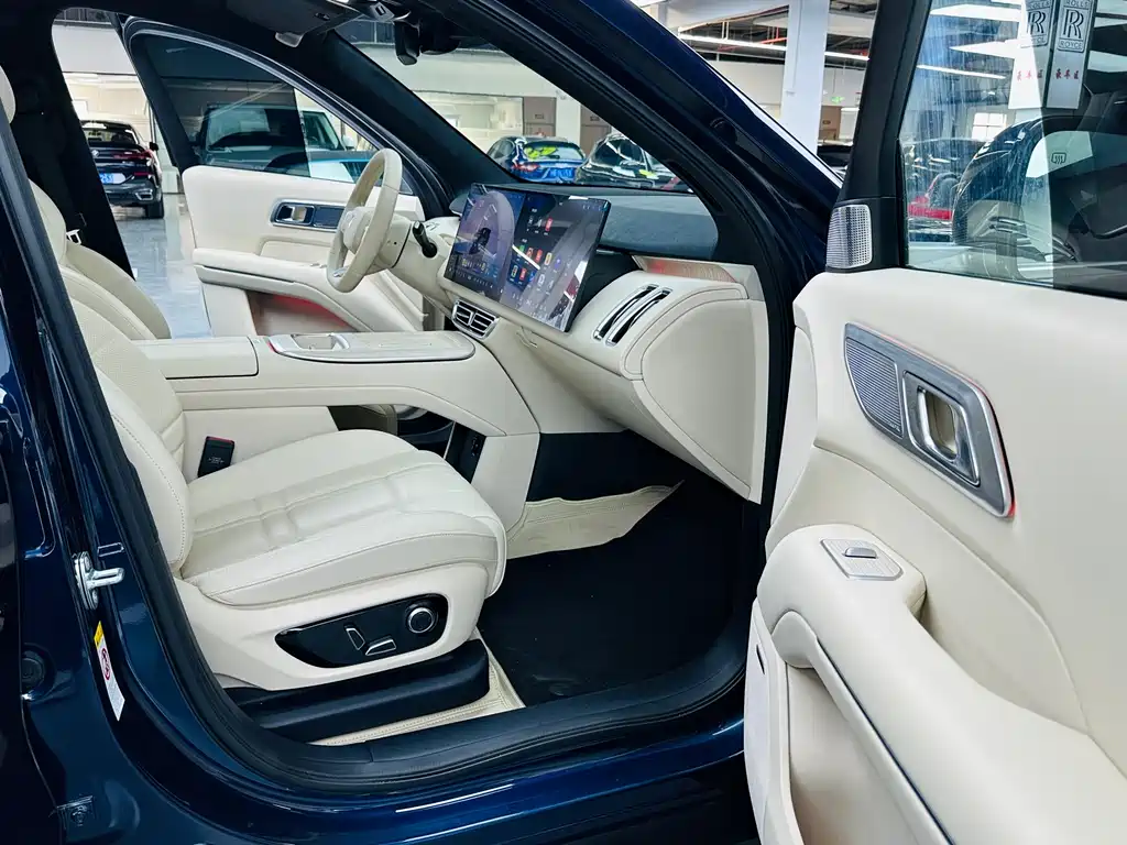 Changan Deepal DARK BLUE S09