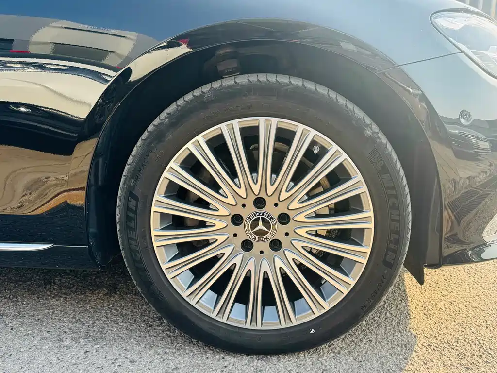 Mercedes-Benz E-Class E 2022 E 300 L Luxury