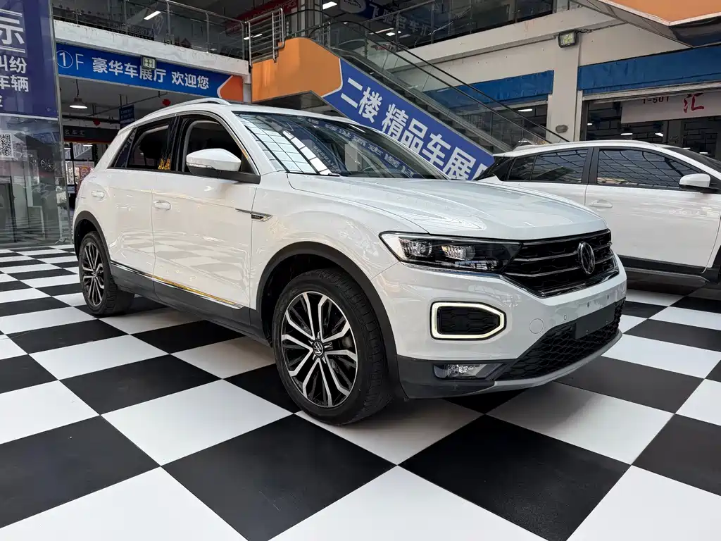 Volkswagen T-Roc — миниатюра 3