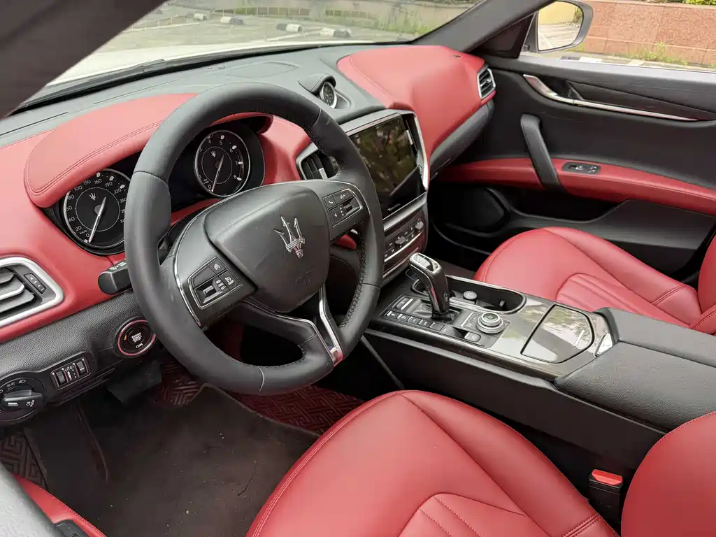 Maserati Ghibli 2021 2.0T