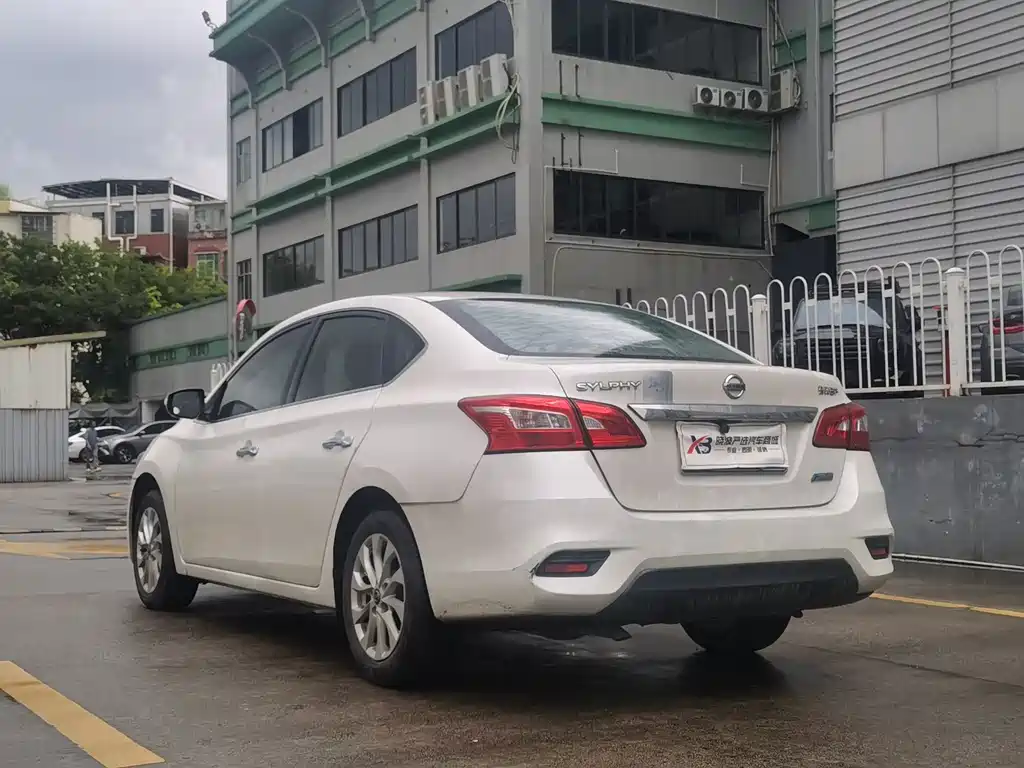 Nissan Sylphy — миниатюра 5