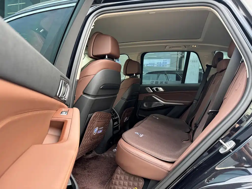 BMW X5 (Import) — миниатюра 9