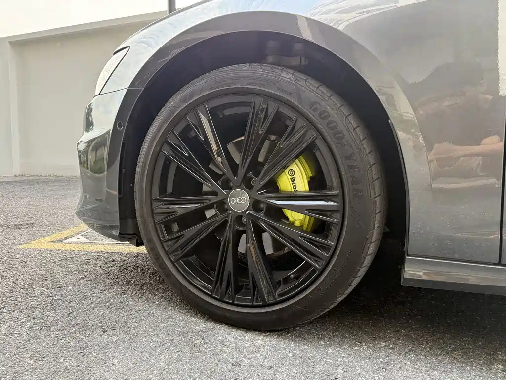 Audi A6L — миниатюра 7