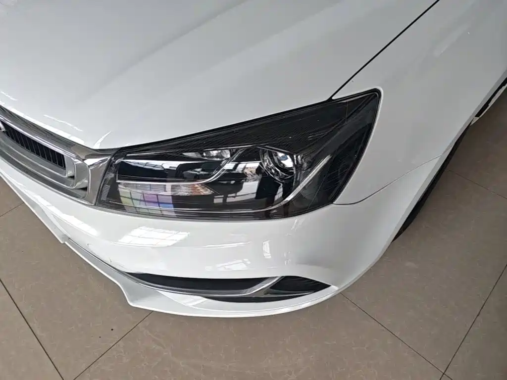 Geely Emgrand — миниатюра 24