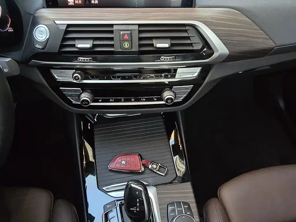 BMW X3 — миниатюра 10