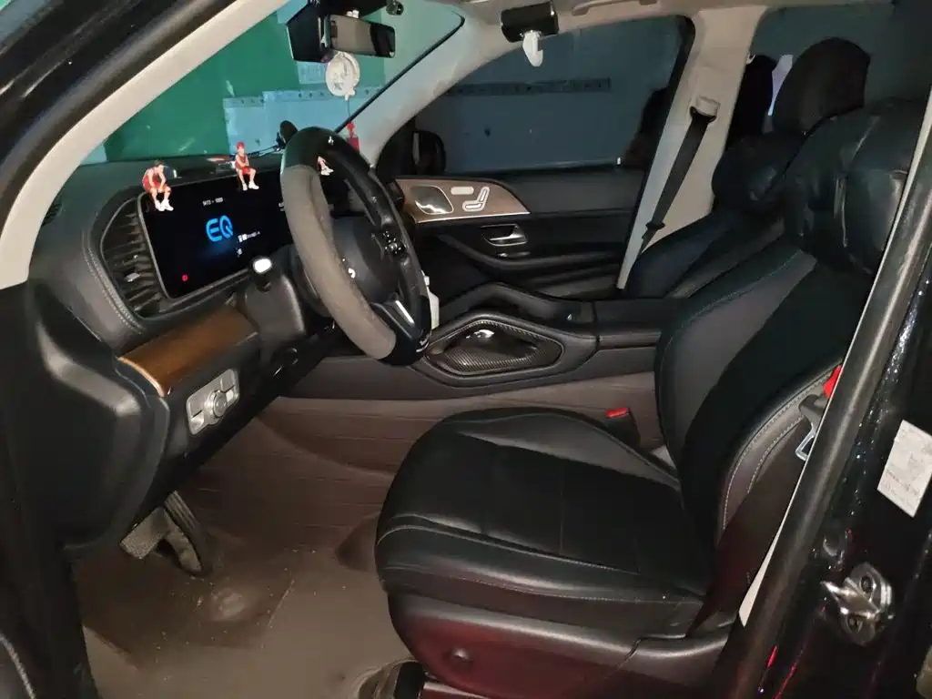 Mercedes-Benz GLE New Energy — миниатюра 11