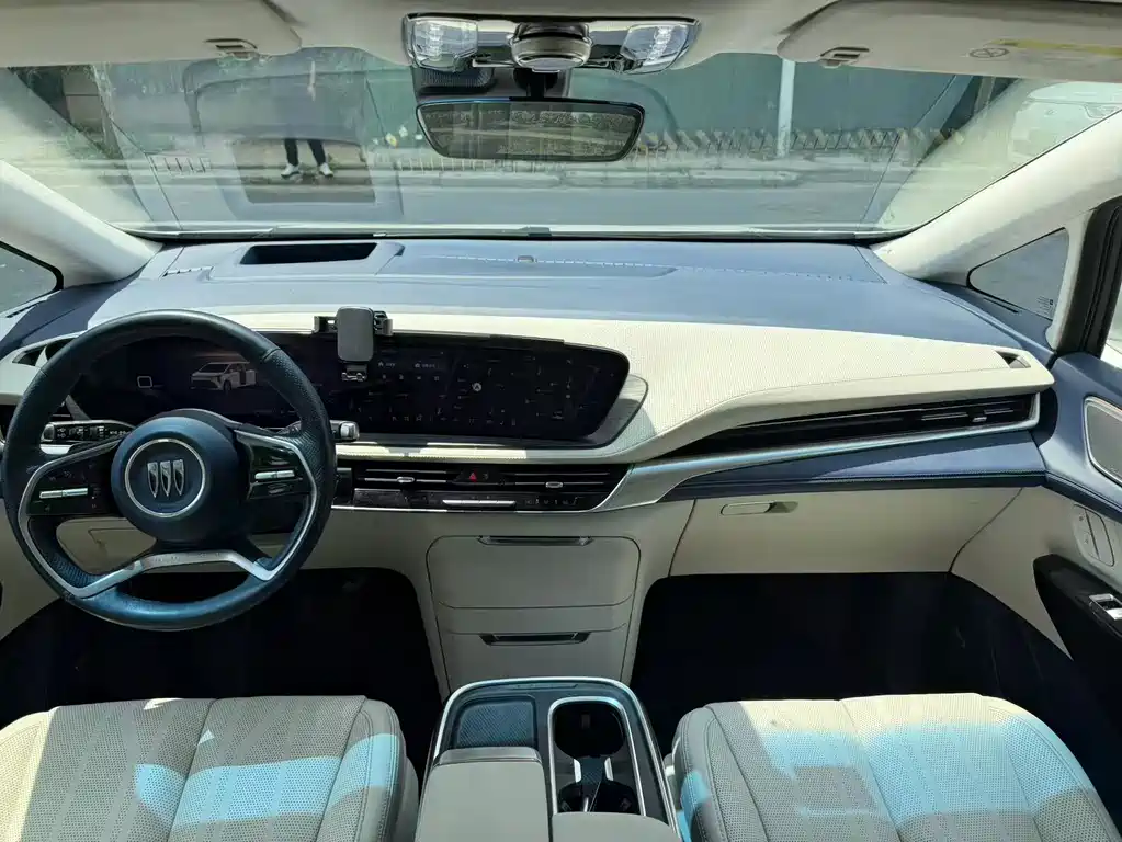Buick Century 2023 2.0T мест