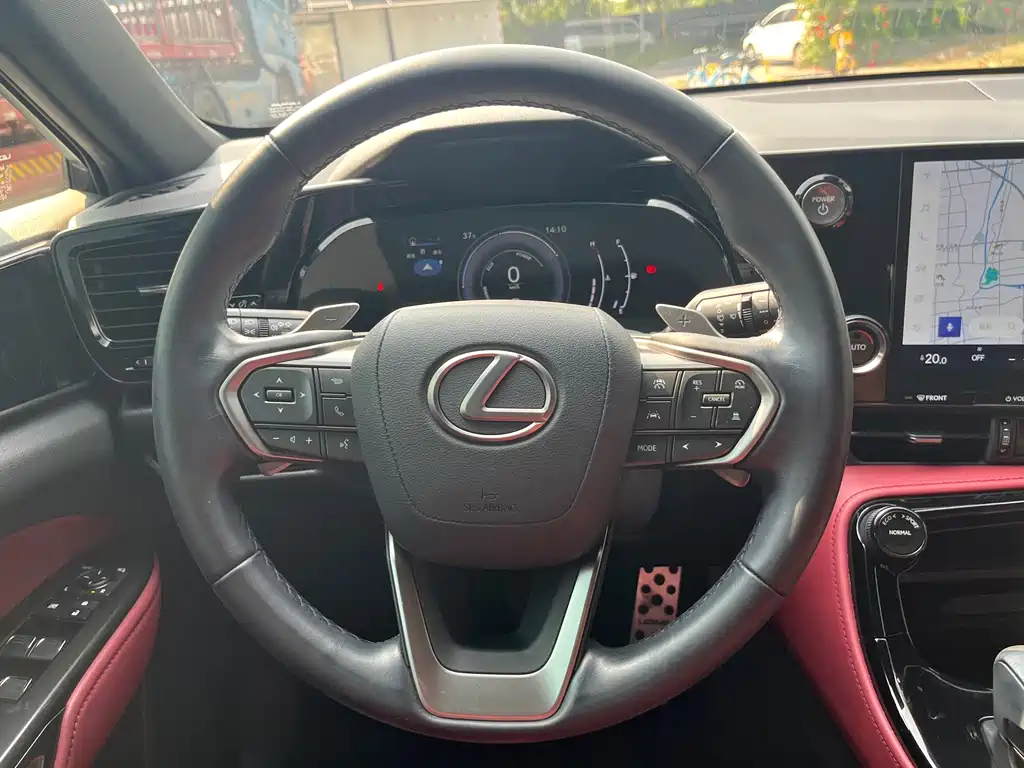 Lexus NX — миниатюра 14