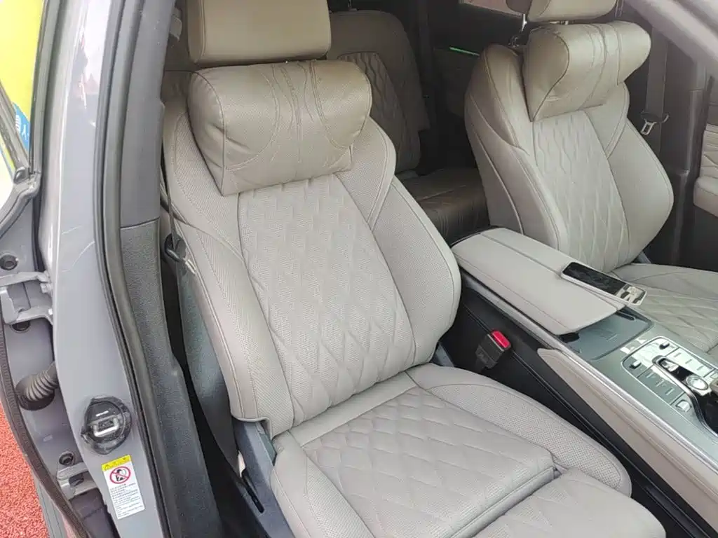 BYD Tang New Energy — миниатюра 25