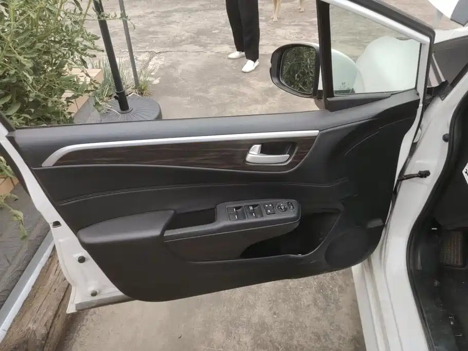 Honda Jade — миниатюра 7