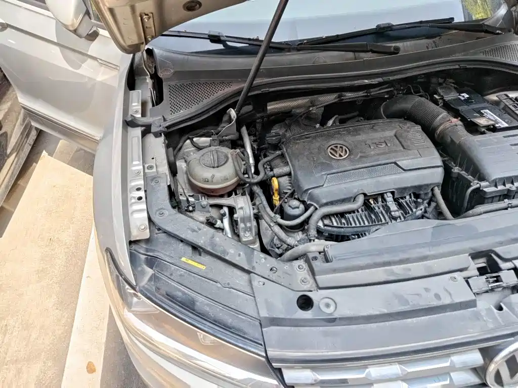 Volkswagen Tiguan L — миниатюра 19