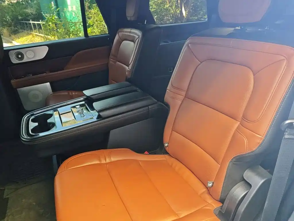 Lincoln Navigator — миниатюра 20