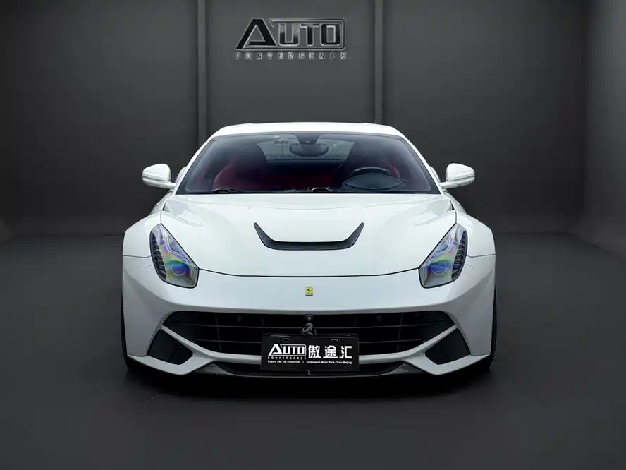Ferrari F12berlinetta 2013 6.3L