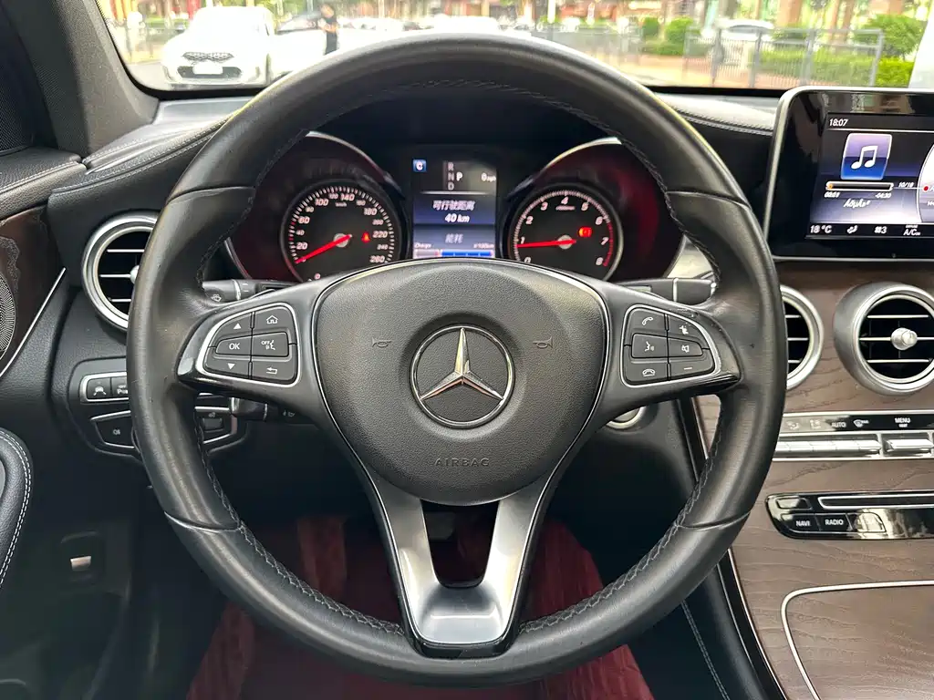Mercedes-Benz GLC — миниатюра 17