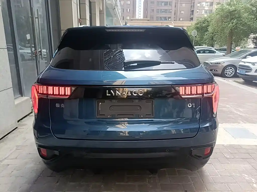 Lynk & Co 01 — миниатюра 6