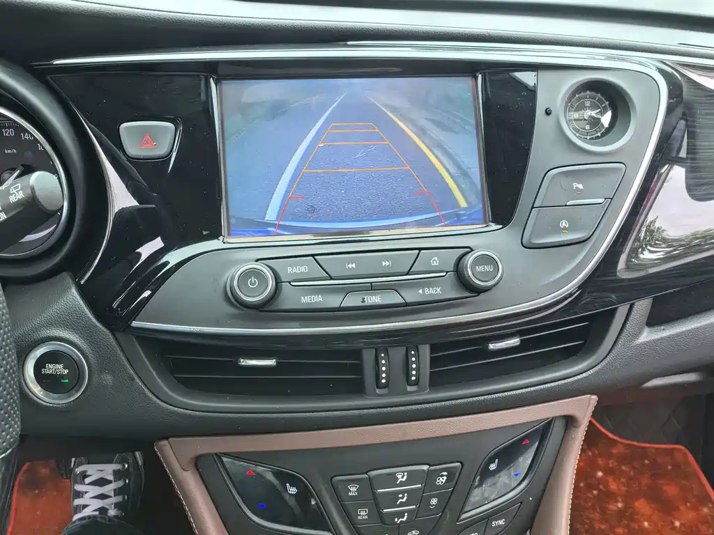 Buick Envision Plus — миниатюра 10