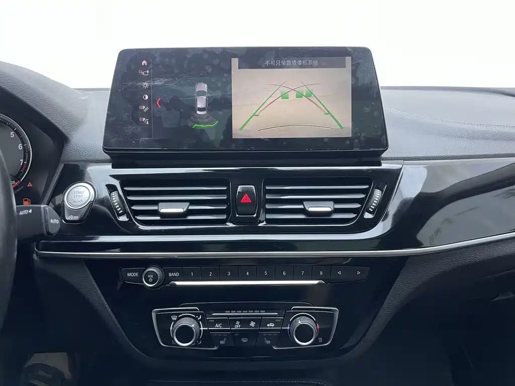 BMW 1 Series — миниатюра 10