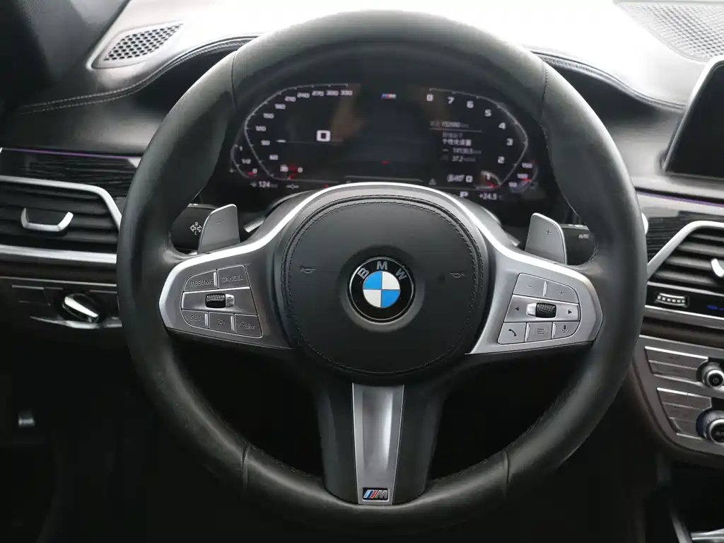BMW 7 Series 7 2019 740Li Lead M Sport