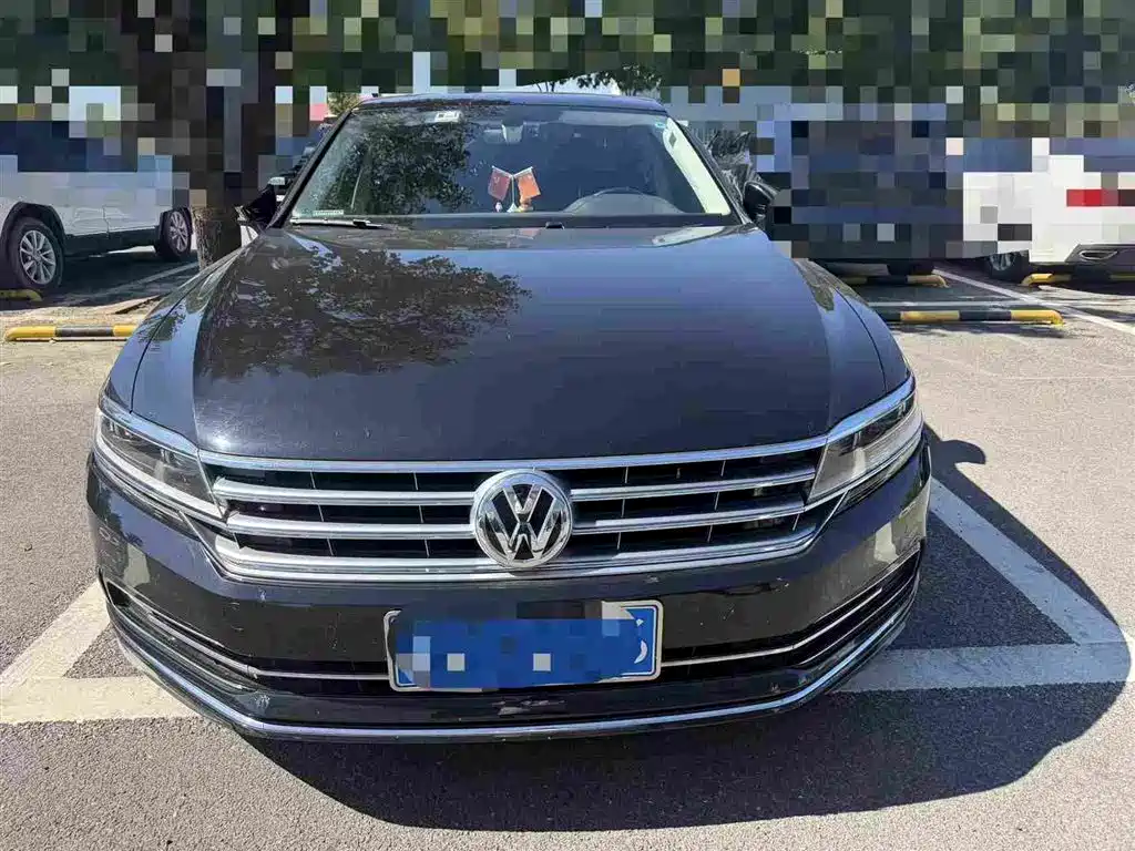 Volkswagen Phideon — миниатюра 2