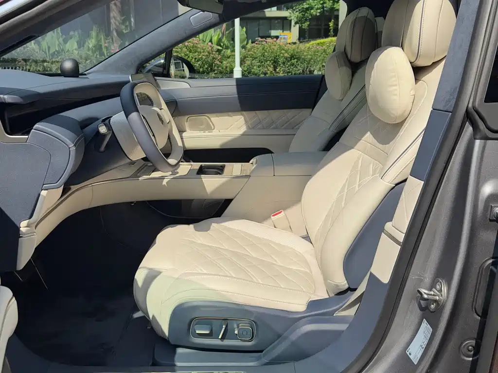 NIO ET9 2025 102kWh
