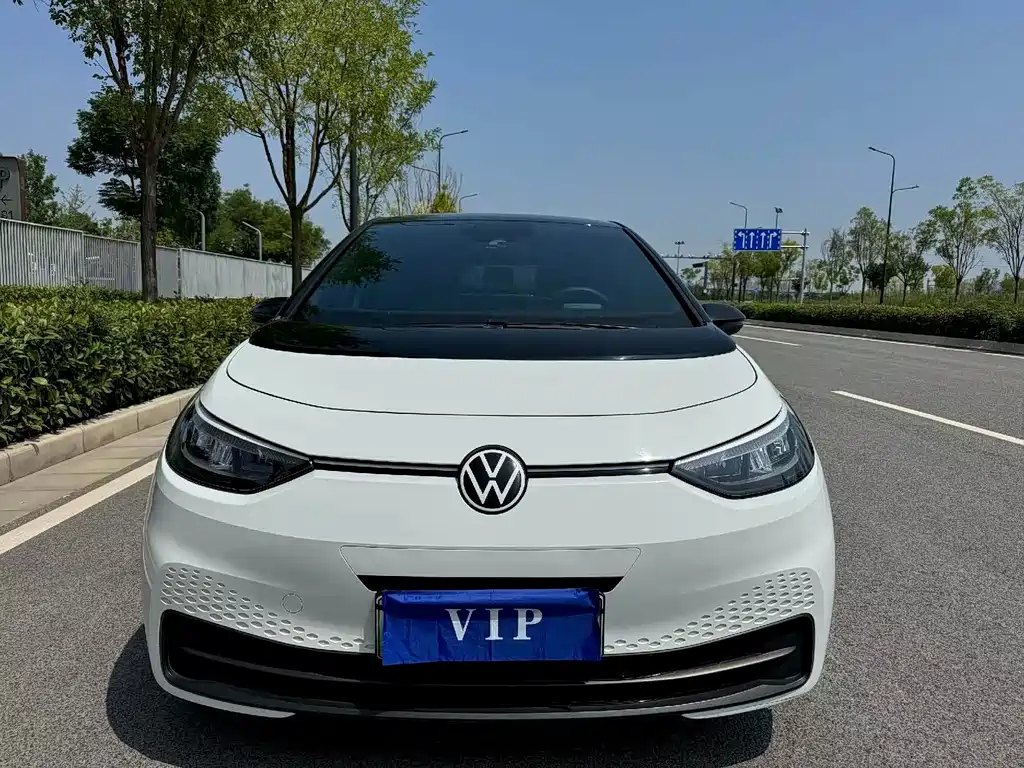 Volkswagen ID.3 — миниатюра 2
