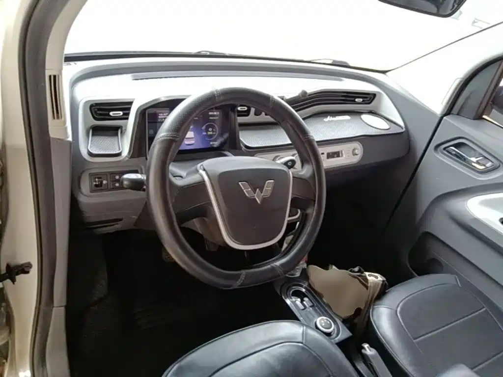 Wuling MINIEV — миниатюра 10