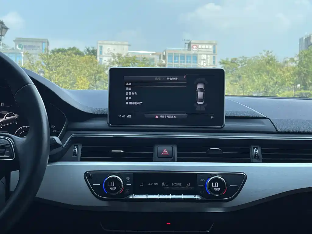 Audi A4L — миниатюра 21