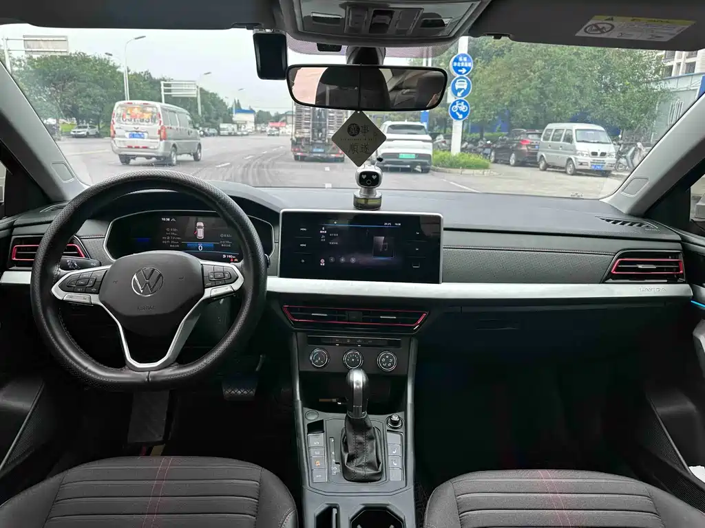 Volkswagen Lavida — миниатюра 11