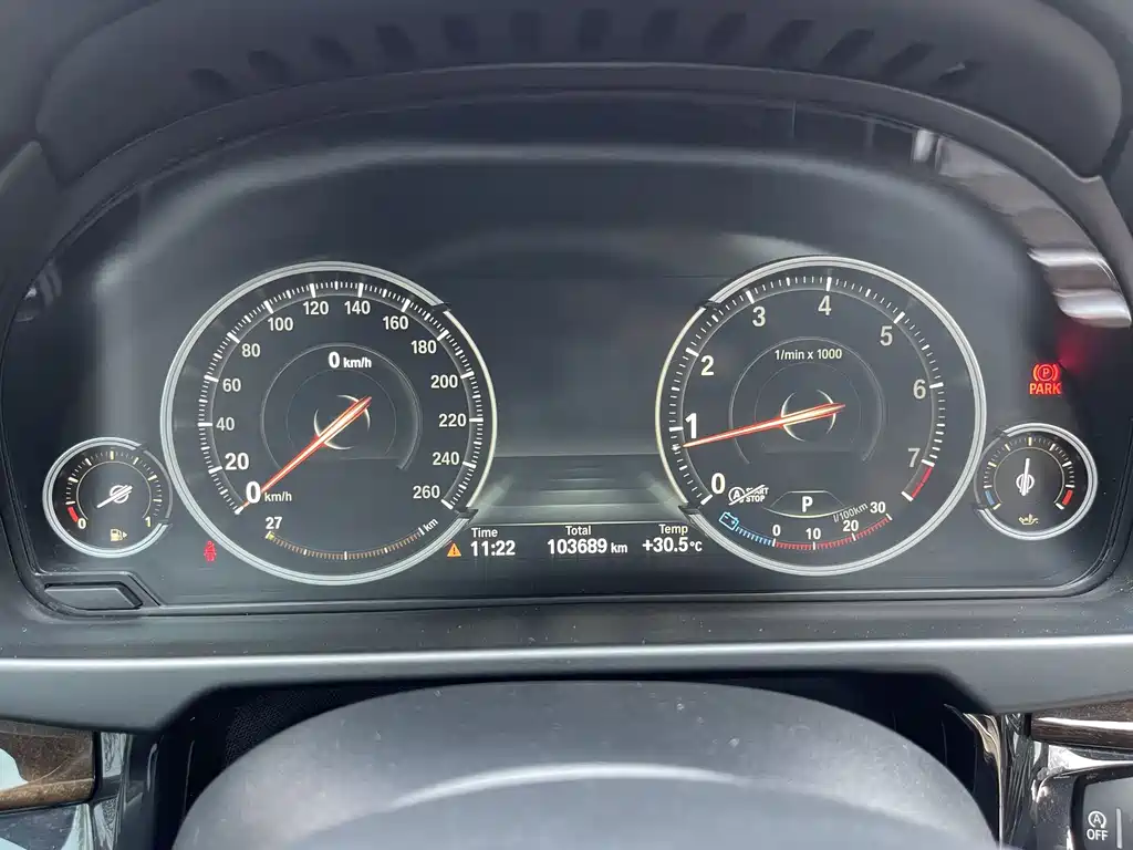 BMW X5 (Import) — миниатюра 15
