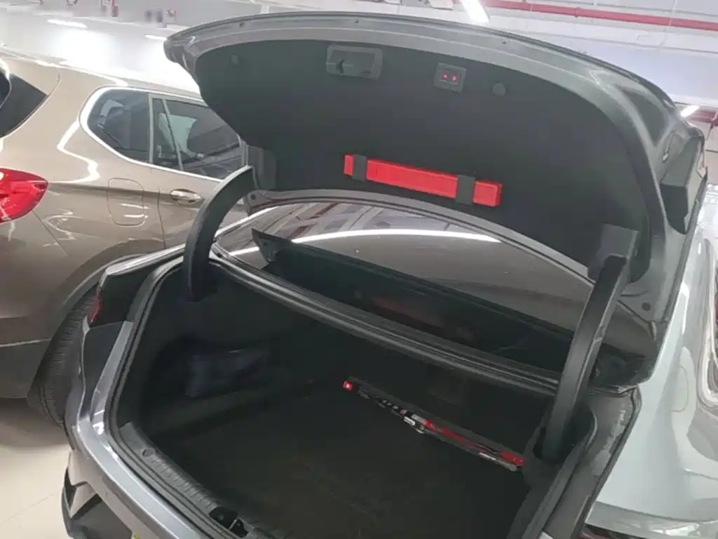 BYD Han — миниатюра 19