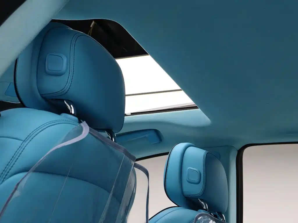 Maserati Quattroporte — миниатюра 7