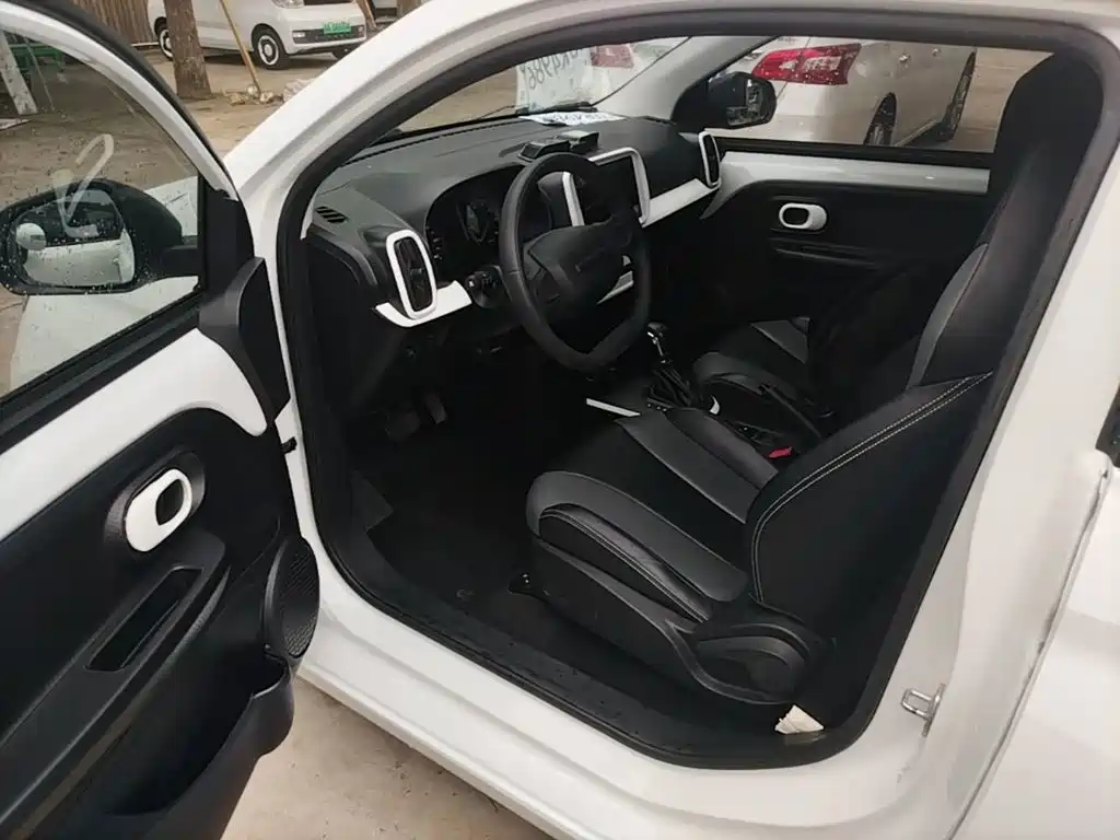 Roewe Clever — миниатюра 16