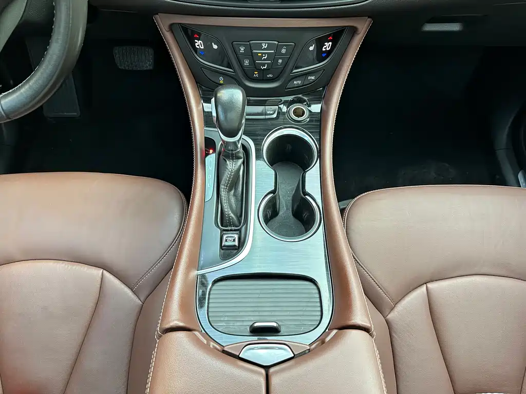 Buick Envision Plus — миниатюра 22