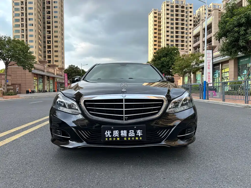 Mercedes-Benz E-Class — миниатюра 2