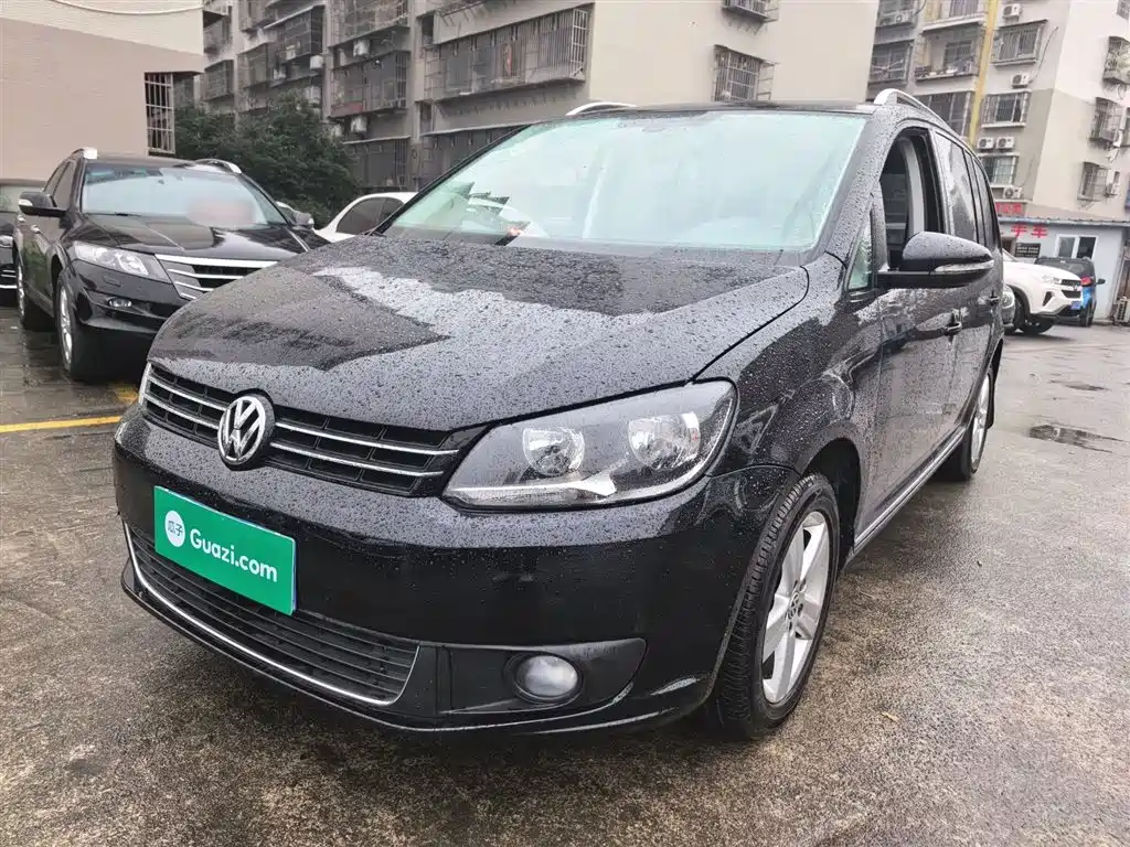 Volkswagen Touran 2015
