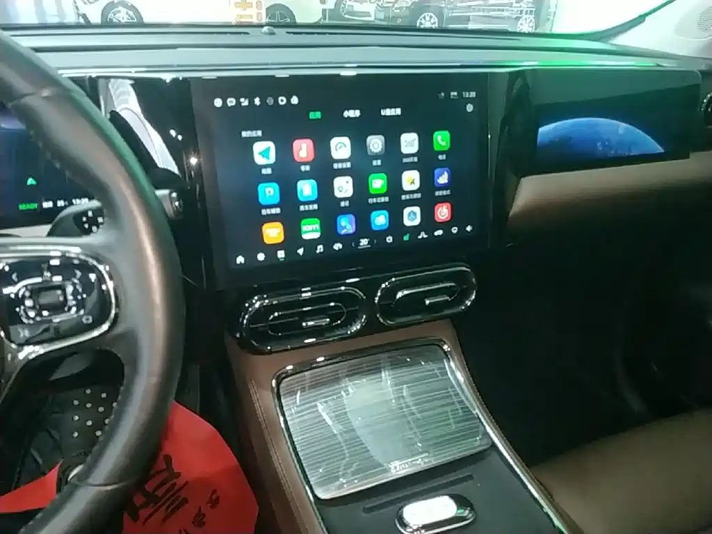Leapmotor Leapmotor C11 — миниатюра 13