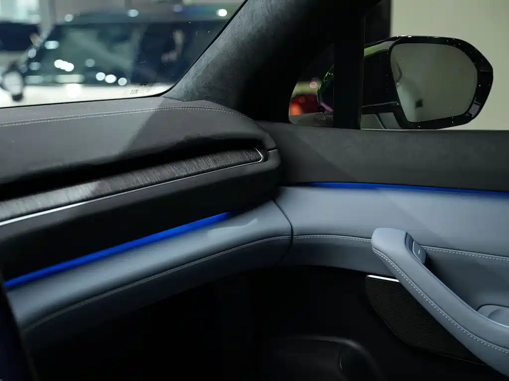 NIO EC6 — миниатюра 19