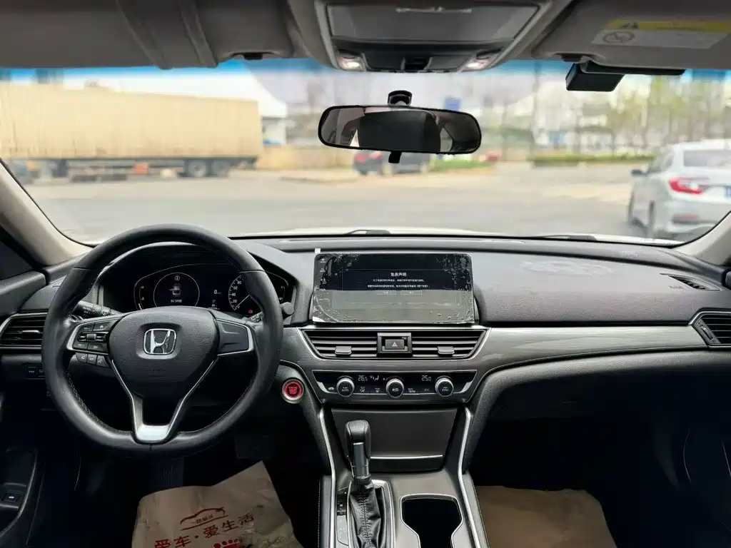 Honda Accord 2022 260TURBO Luxury