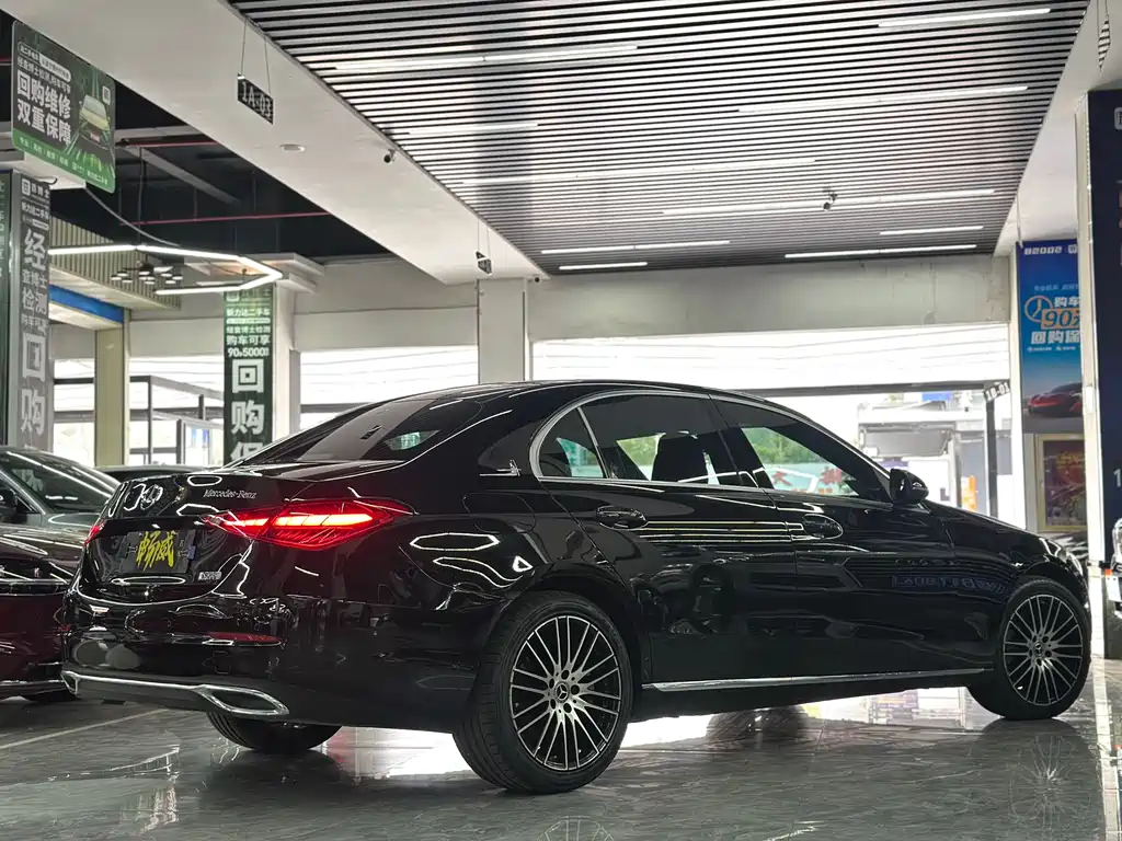 MERCEDES-BENZ C CLASS