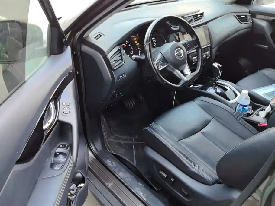 Nissan X-Trail — миниатюра 9