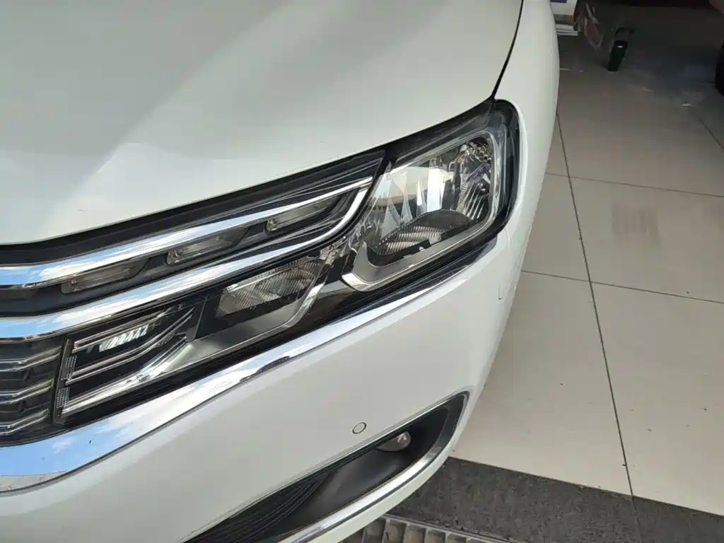 Citroen C6 — миниатюра 24