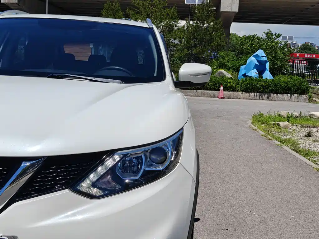 Nissan Qashqai 2017 2.0L CVT Smart V