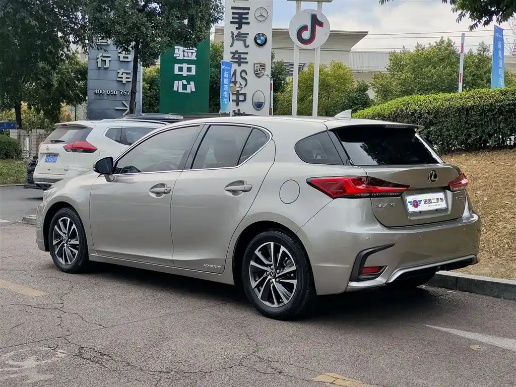 LEXUS CT