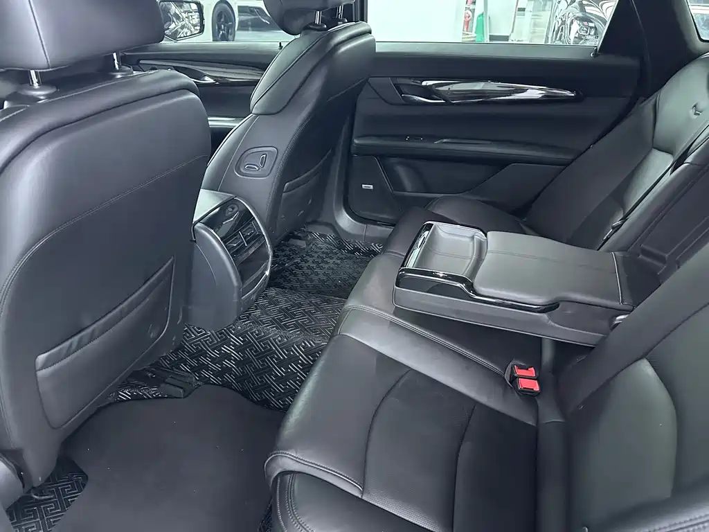 Cadillac CT6 — миниатюра 11