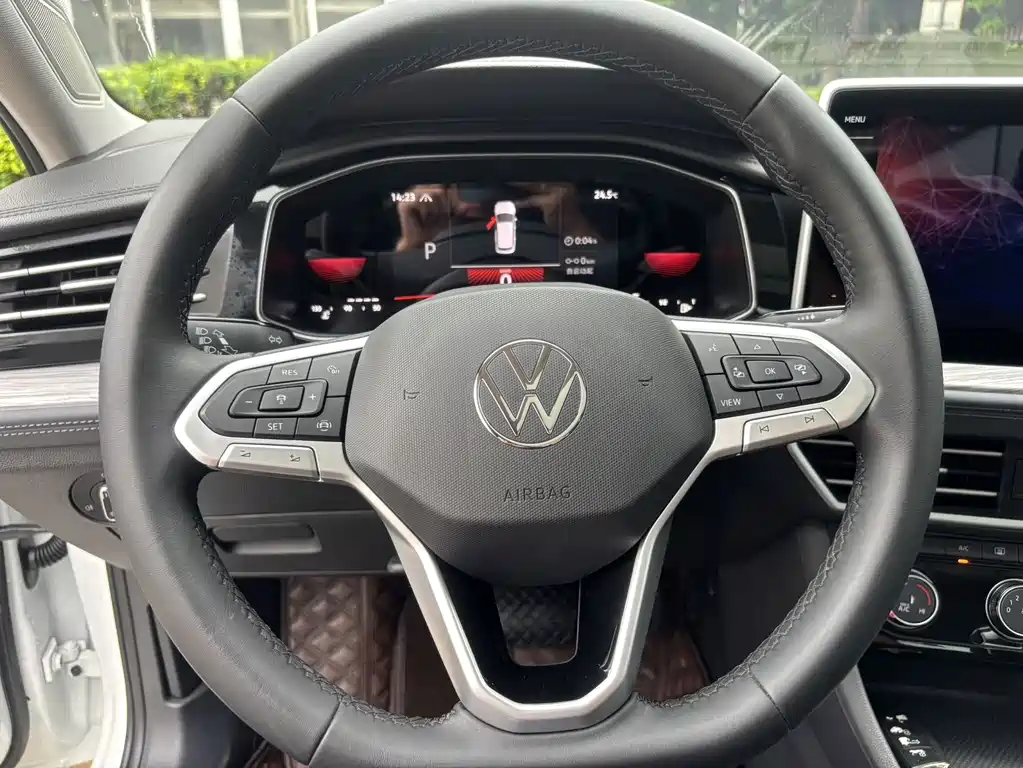 Volkswagen Sagitar — миниатюра 8
