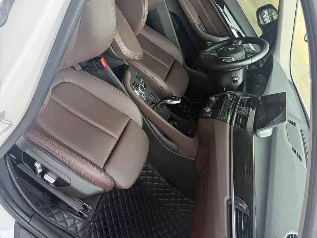 BMW X1 — миниатюра 14