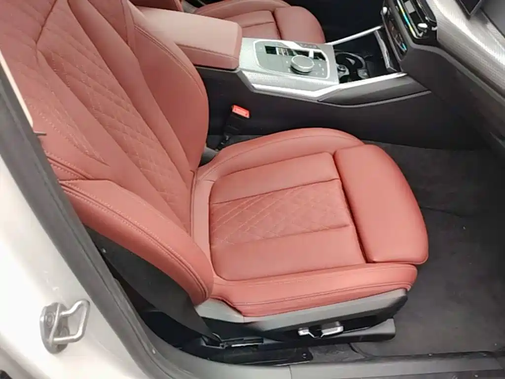BMW 3 Series — миниатюра 25